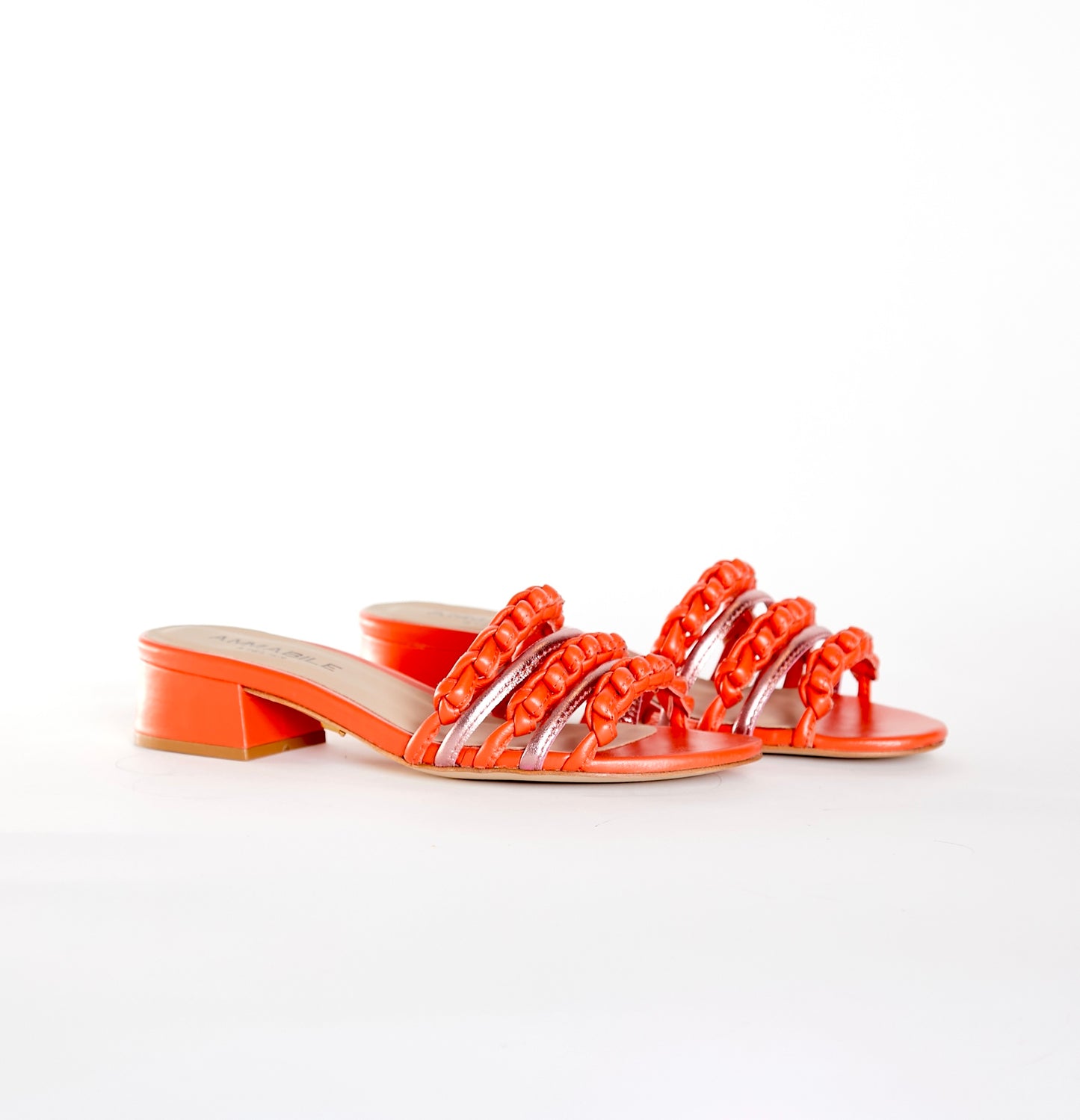 Cara Flat